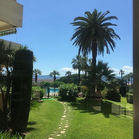 Studio 127, Vue Mer Et Piscine, Port Santa Lucia Сен-Рафаель Екстер'єр фото