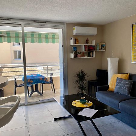 Studio 127, Vue Mer Et Piscine, Port Santa Lucia Сен-Рафаель Екстер'єр фото